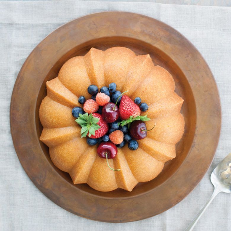 Nordic Ware Molde Bronce Bundt (12 tazas)