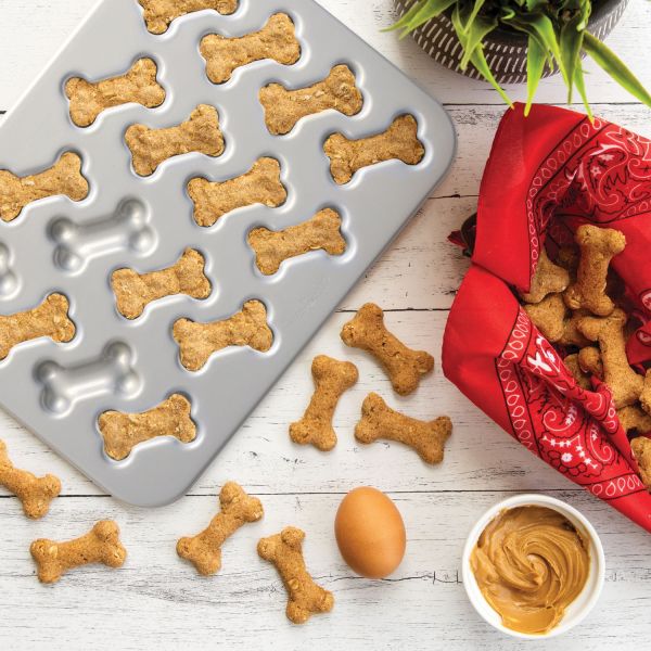 Nordic Ware Molde Puppy Love
