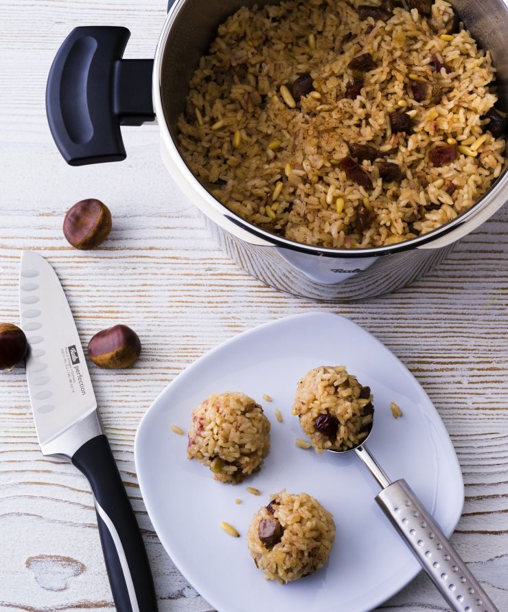 Arroz con Nueces y Aromáticas