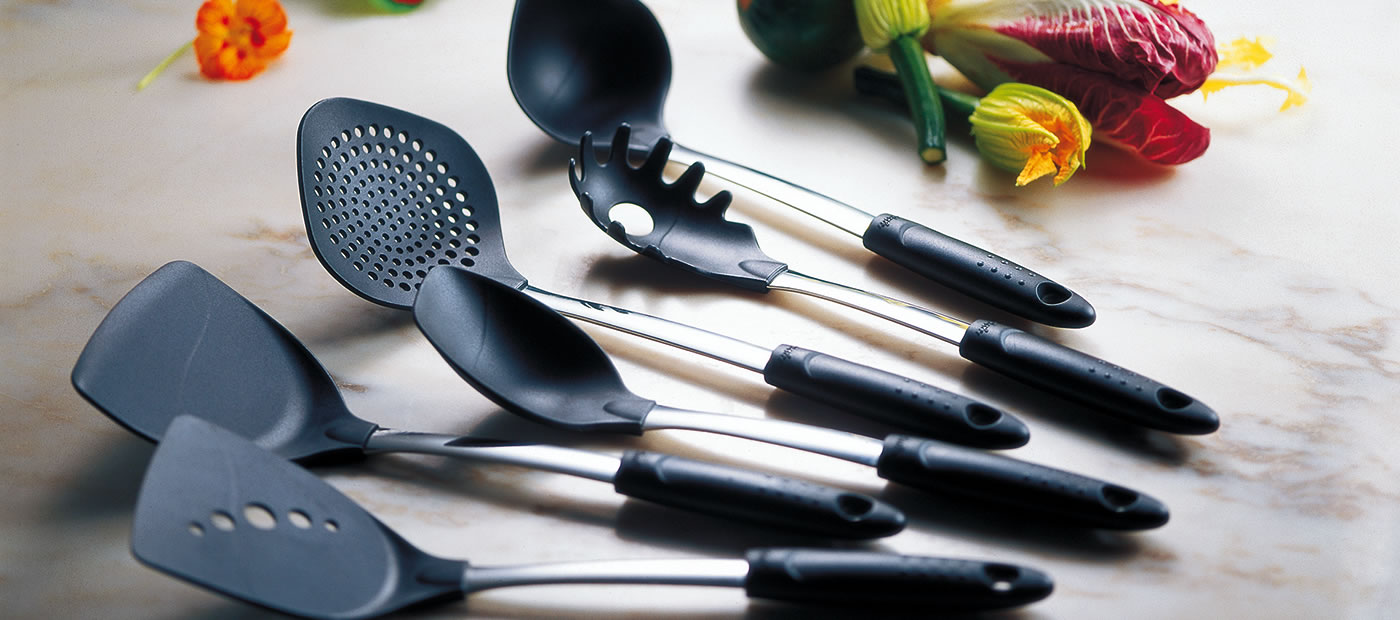 Kitchen Accessories utensils and kitchen products